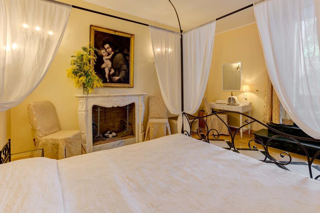 Готель Relais La Rupe Сорренто Екстер'єр фото